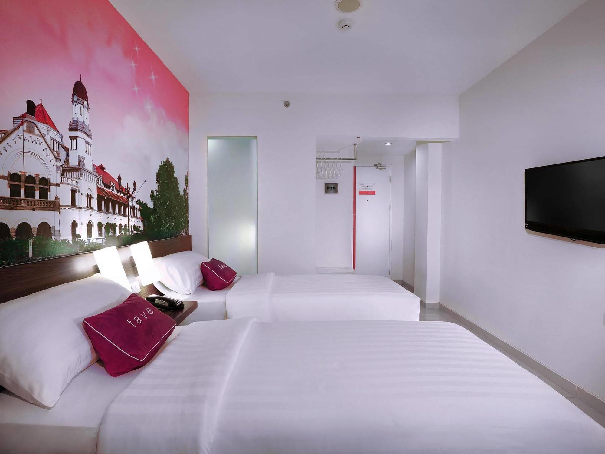 Favehotel Simpang Lima - Semarang Exterior foto